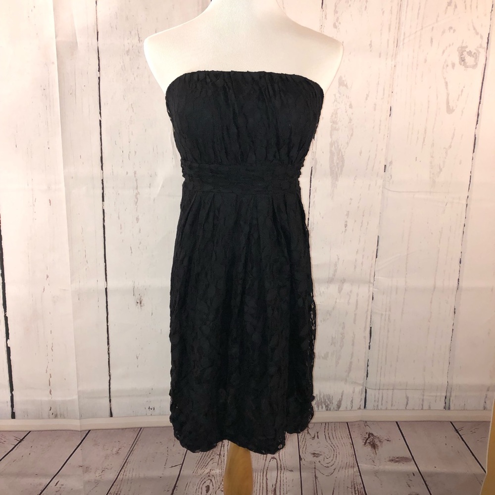 Lace dress with sweetheart top.